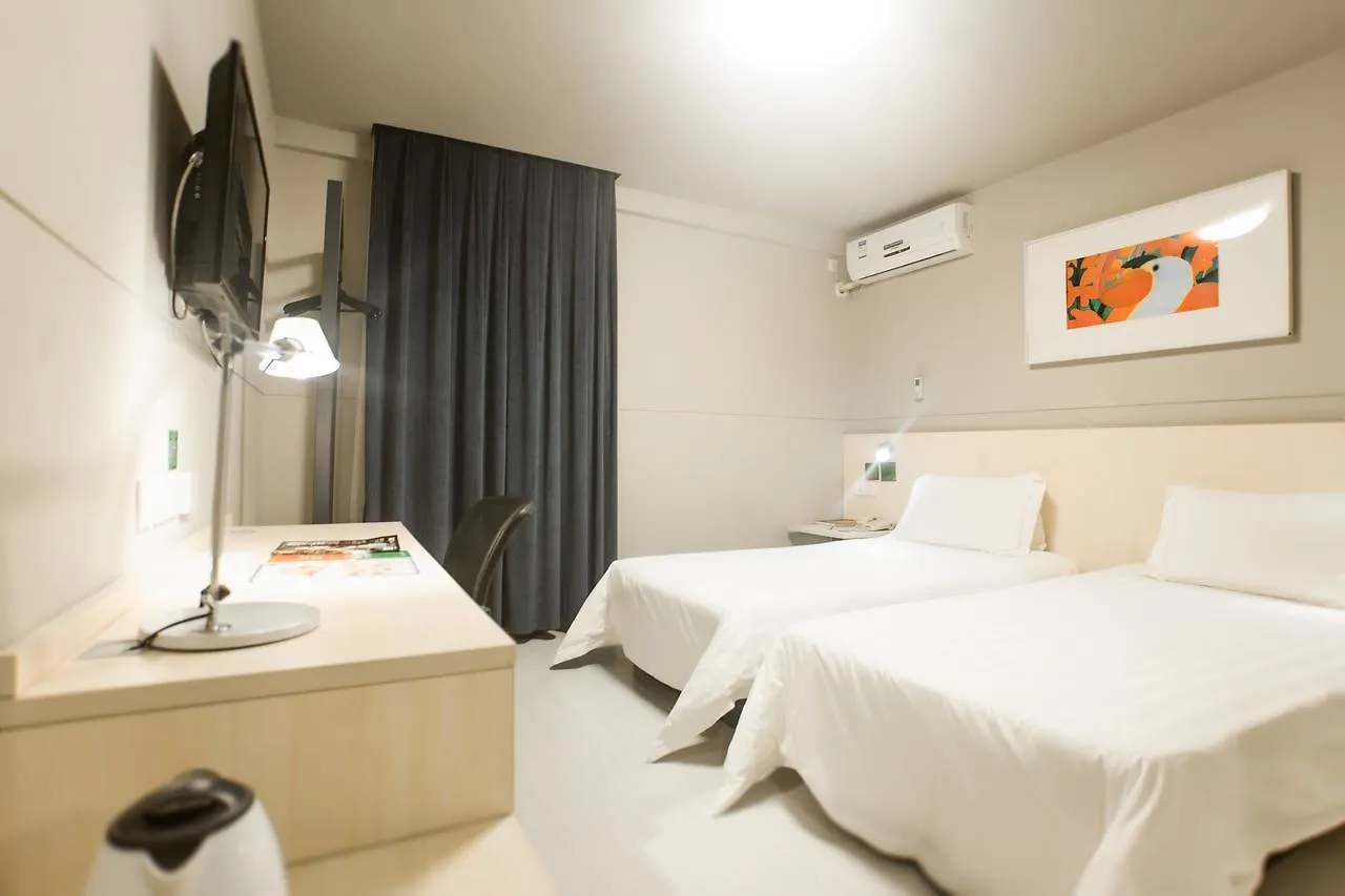 Jinjiang Inn Sanya Bay Jixiang Street Seaview Hotel